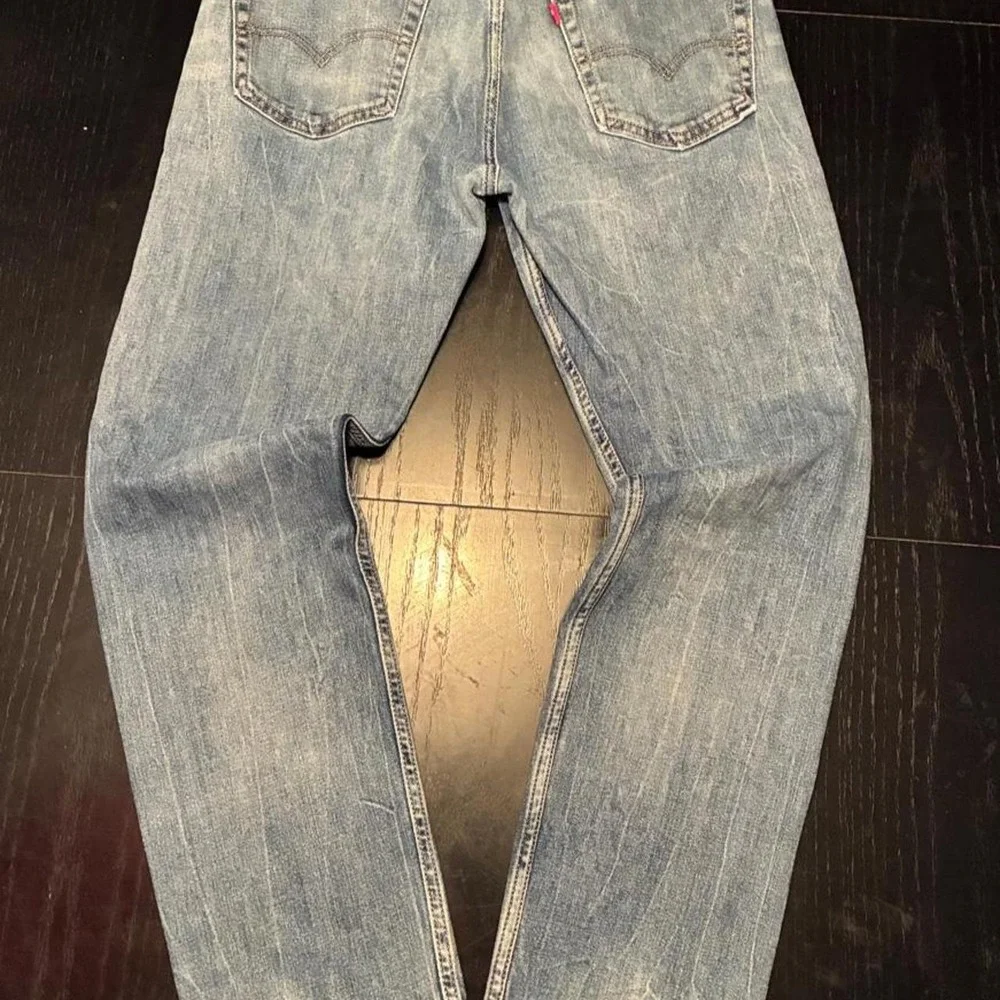 Levis 511 Slim Fit Jeans Mens 33x30 Light Wash Blue Denim 29507-0003
